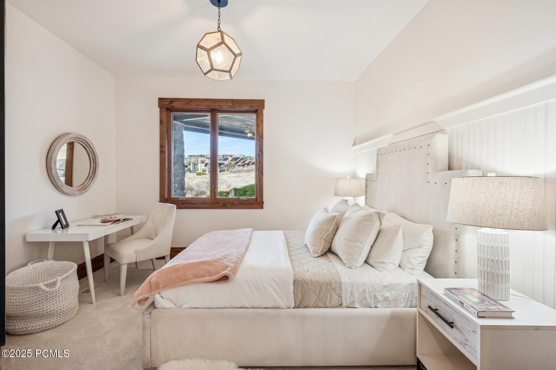 Park City, Utah 84098, United States, 4 Bedrooms Bedrooms, ,5 BathroomsBathrooms,Residential,Active,242525