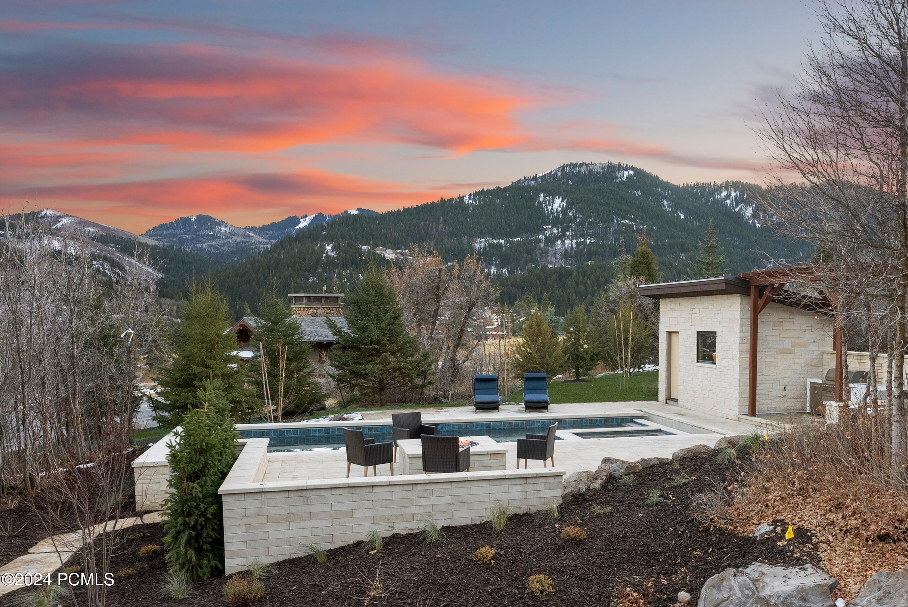 Park City, Utah 84098, United States, 4 Bedrooms Bedrooms, ,8 BathroomsBathrooms,Residential,Pending,9898