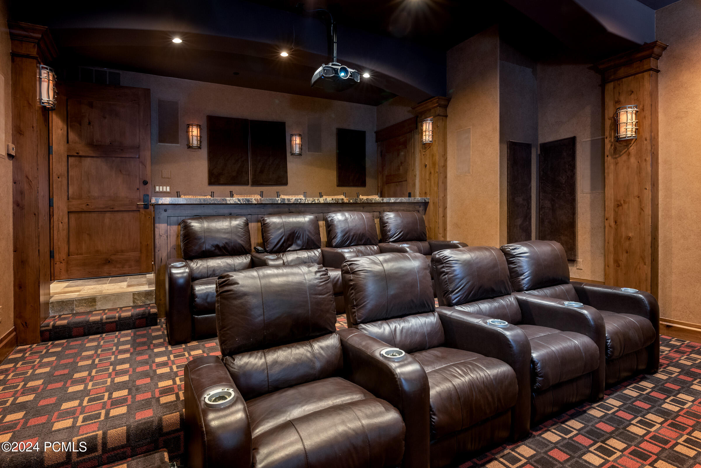 Park City, Utah 84098, United States, 4 Bedrooms Bedrooms, ,8 BathroomsBathrooms,Residential,Pending,9898