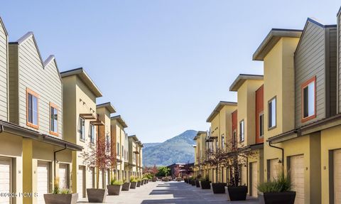 Townhouse For Sale - 6169 Park Lane #UNIT 9<br/> Park City, UT 84098