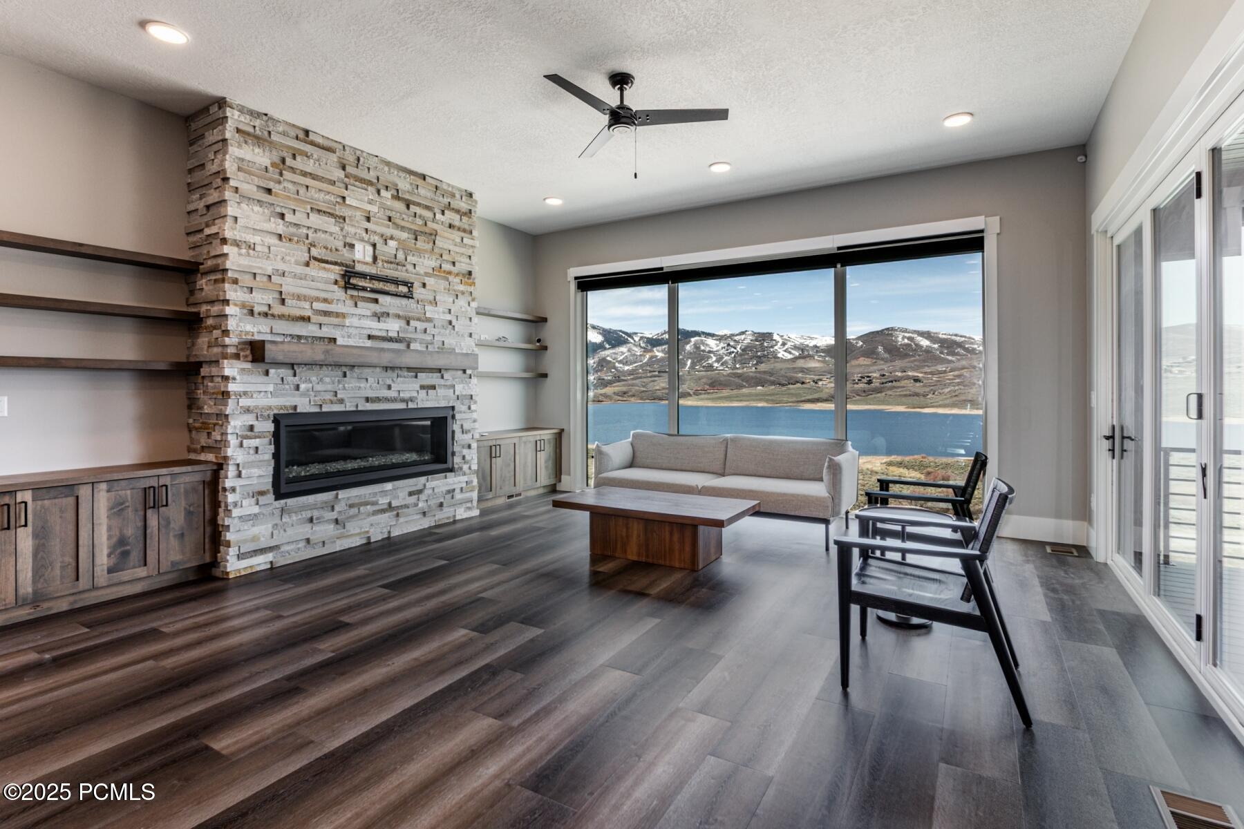 Hideout, Utah 84036, United States, 3 Bedrooms Bedrooms, ,4 BathroomsBathrooms,Residential,Active,118