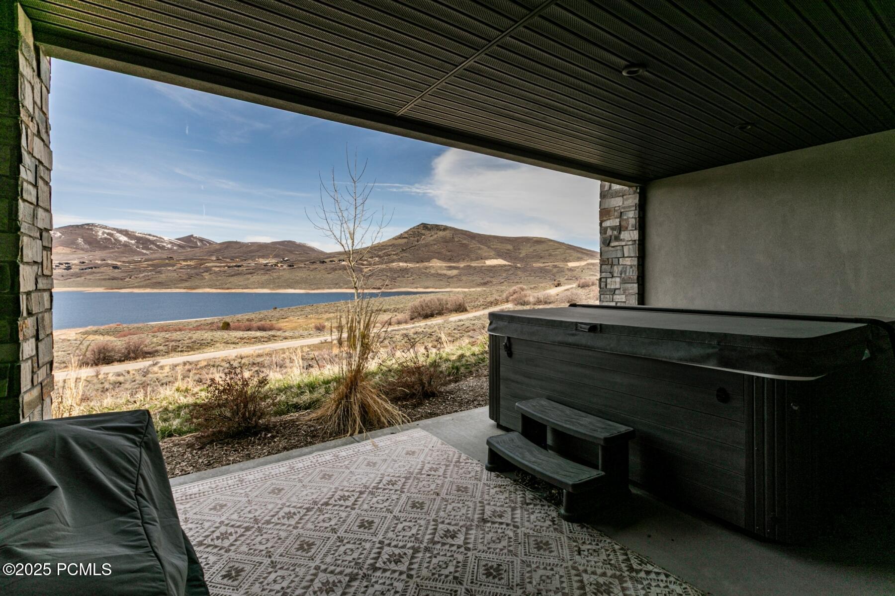 Hideout, Utah 84036, United States, 3 Bedrooms Bedrooms, ,4 BathroomsBathrooms,Residential,Active,118