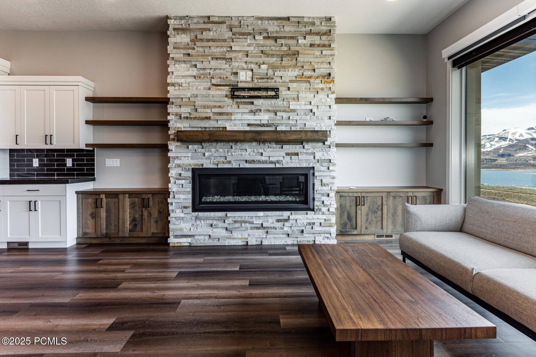 Hideout, Utah 84036, United States, 3 Bedrooms Bedrooms, ,4 BathroomsBathrooms,Residential,Active,118