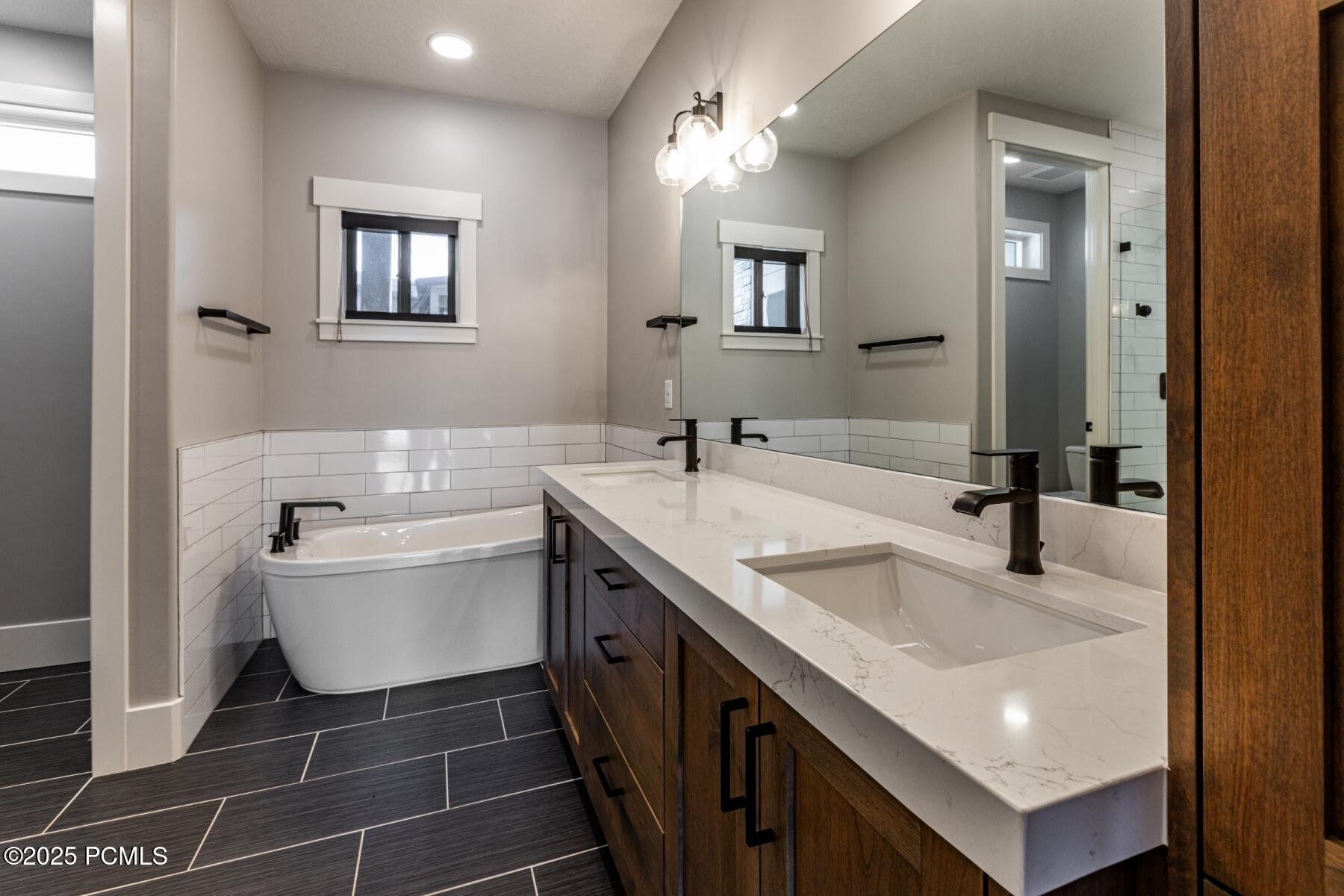 Hideout, Utah 84036, United States, 3 Bedrooms Bedrooms, ,4 BathroomsBathrooms,Residential,Active,118