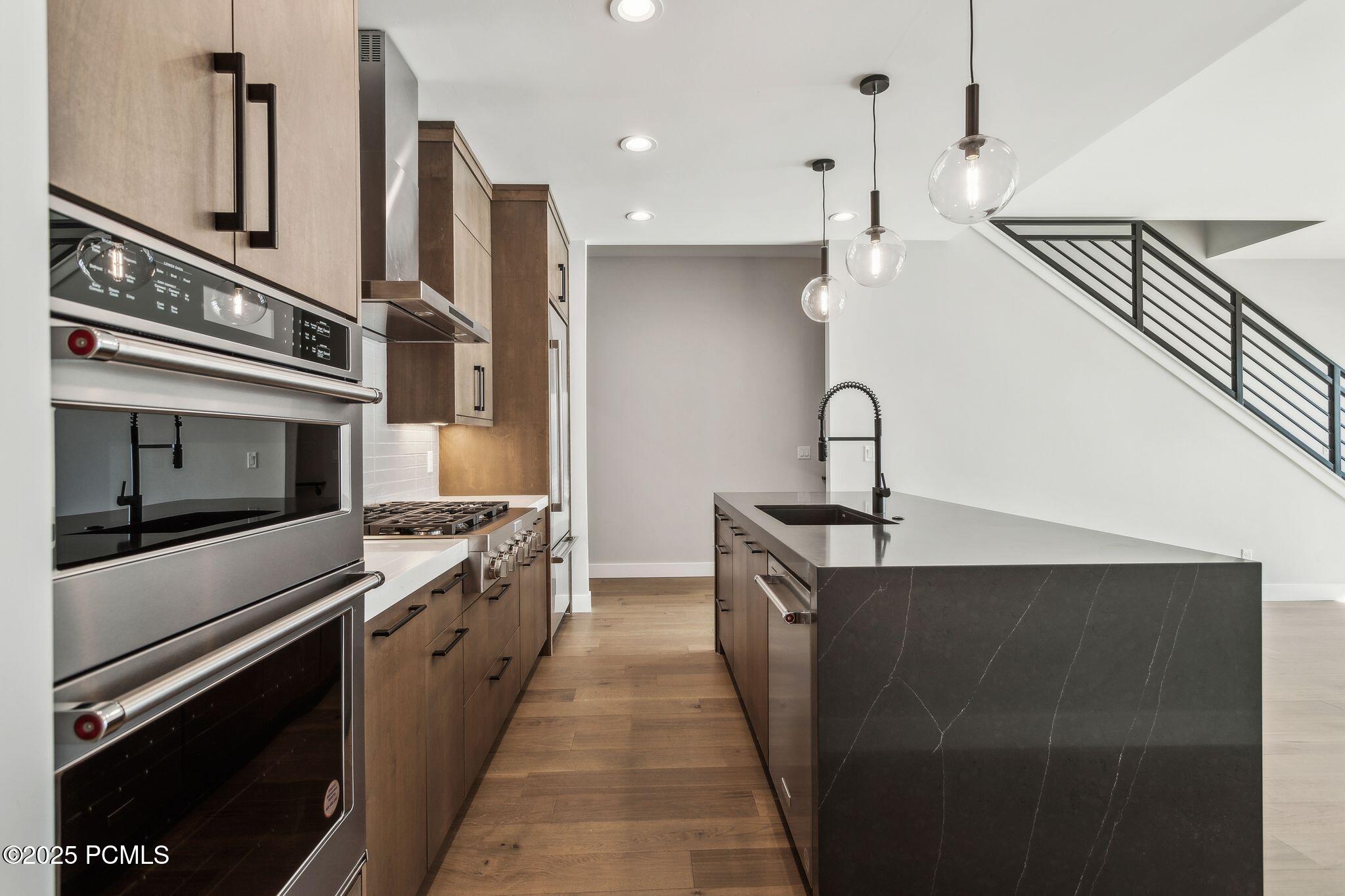 Hideout, Utah 84036, United States, 3 Bedrooms Bedrooms, ,4 BathroomsBathrooms,Residential,Active,32133