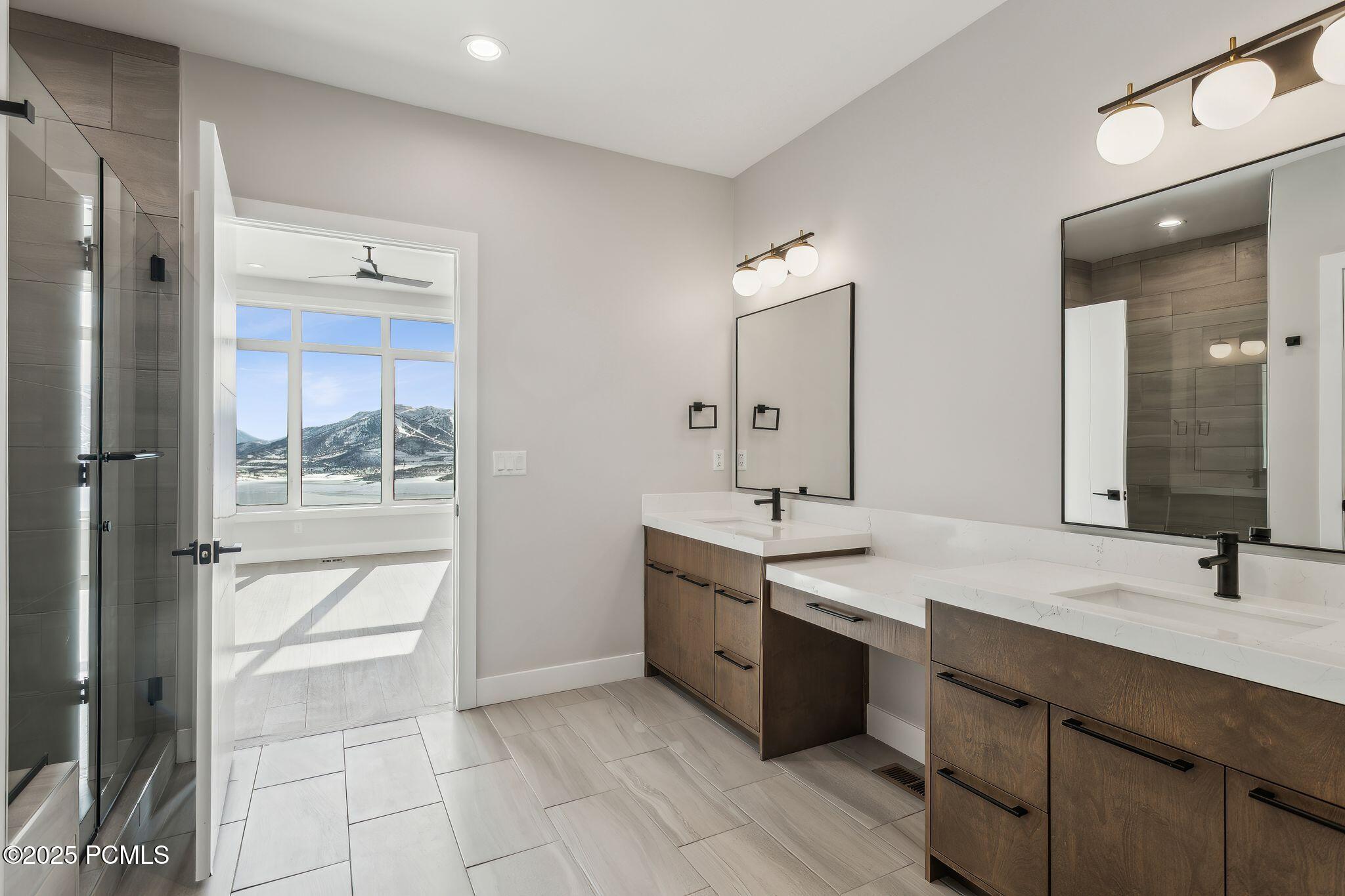 Hideout, Utah 84036, United States, 3 Bedrooms Bedrooms, ,4 BathroomsBathrooms,Residential,Active,32133