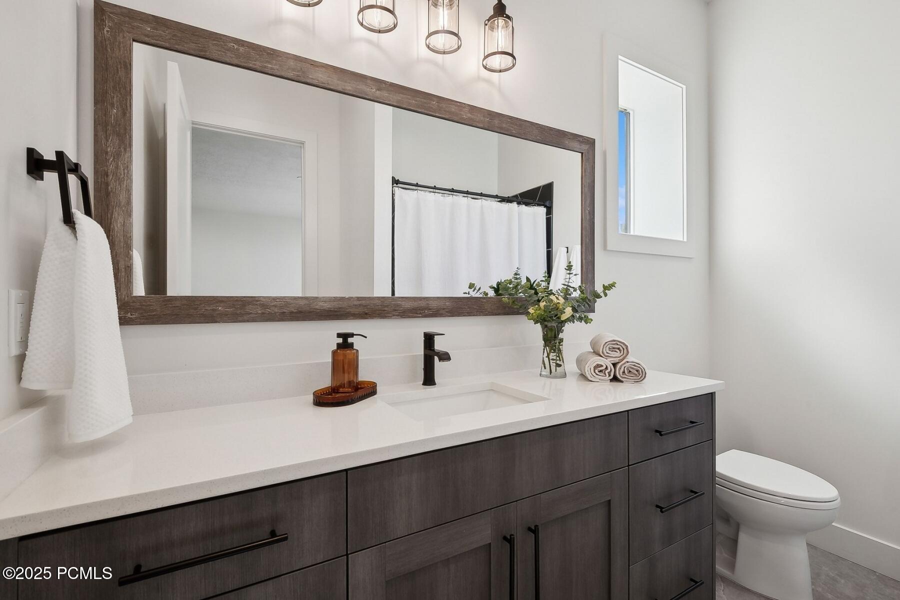 Park City, Utah 84098, United States, 4 Bedrooms Bedrooms, ,4 BathroomsBathrooms,Residential,Active,149916