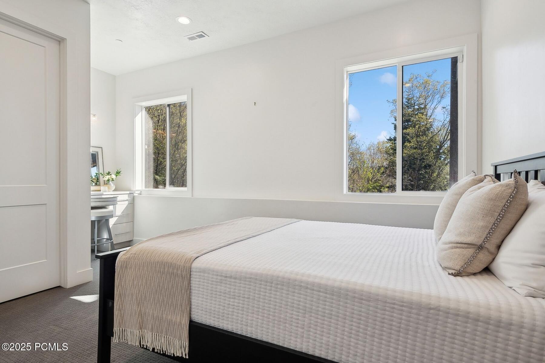 Park City, Utah 84098, United States, 4 Bedrooms Bedrooms, ,4 BathroomsBathrooms,Residential,Active,149916