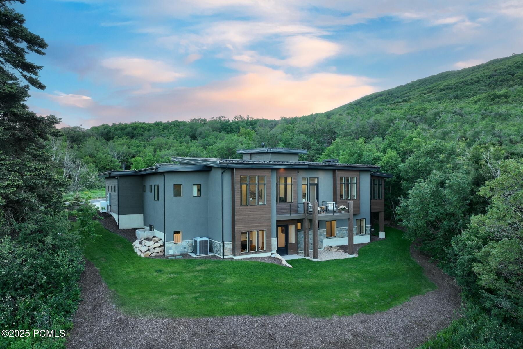 8960 Parleys Lane, Park City, Utah image 3