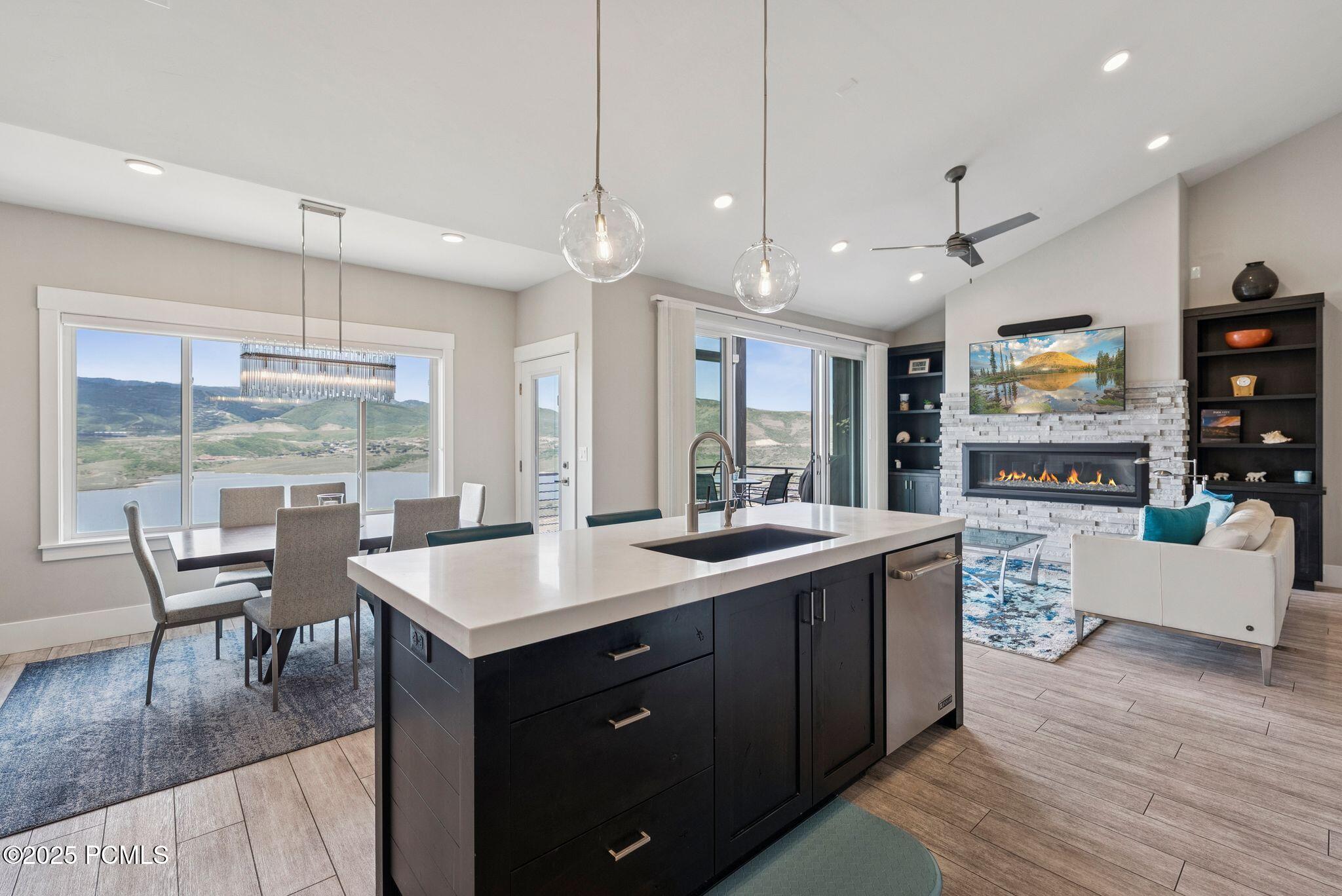 Hideout, Utah 84036, United States, 3 Bedrooms Bedrooms, ,3 BathroomsBathrooms,Residential,Active,160366