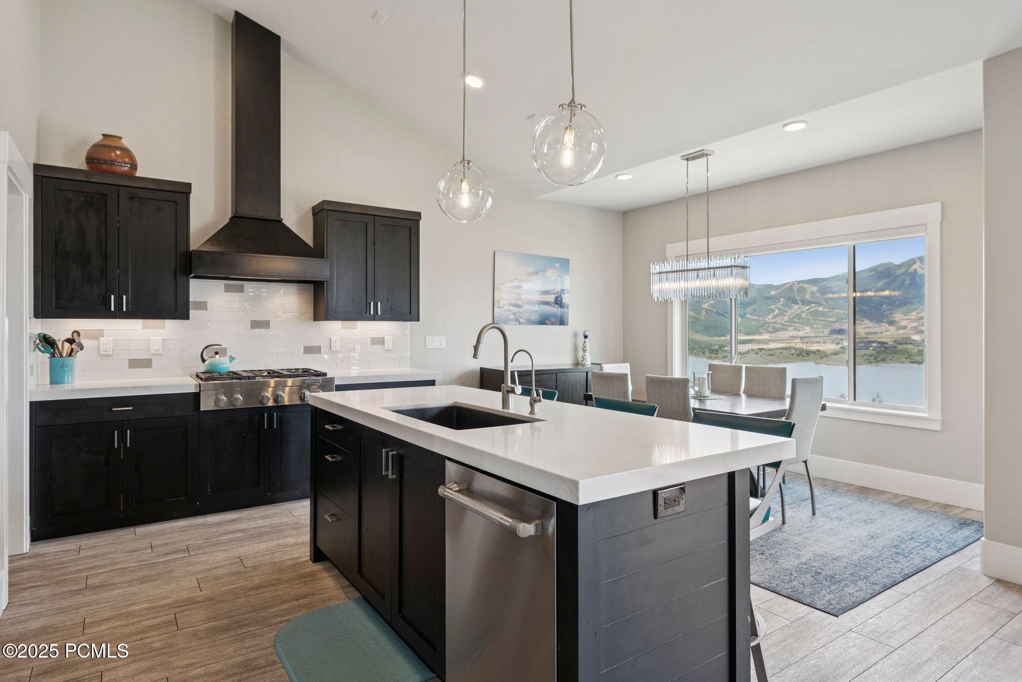 Hideout, Utah 84036, United States, 3 Bedrooms Bedrooms, ,3 BathroomsBathrooms,Residential,Active,160366