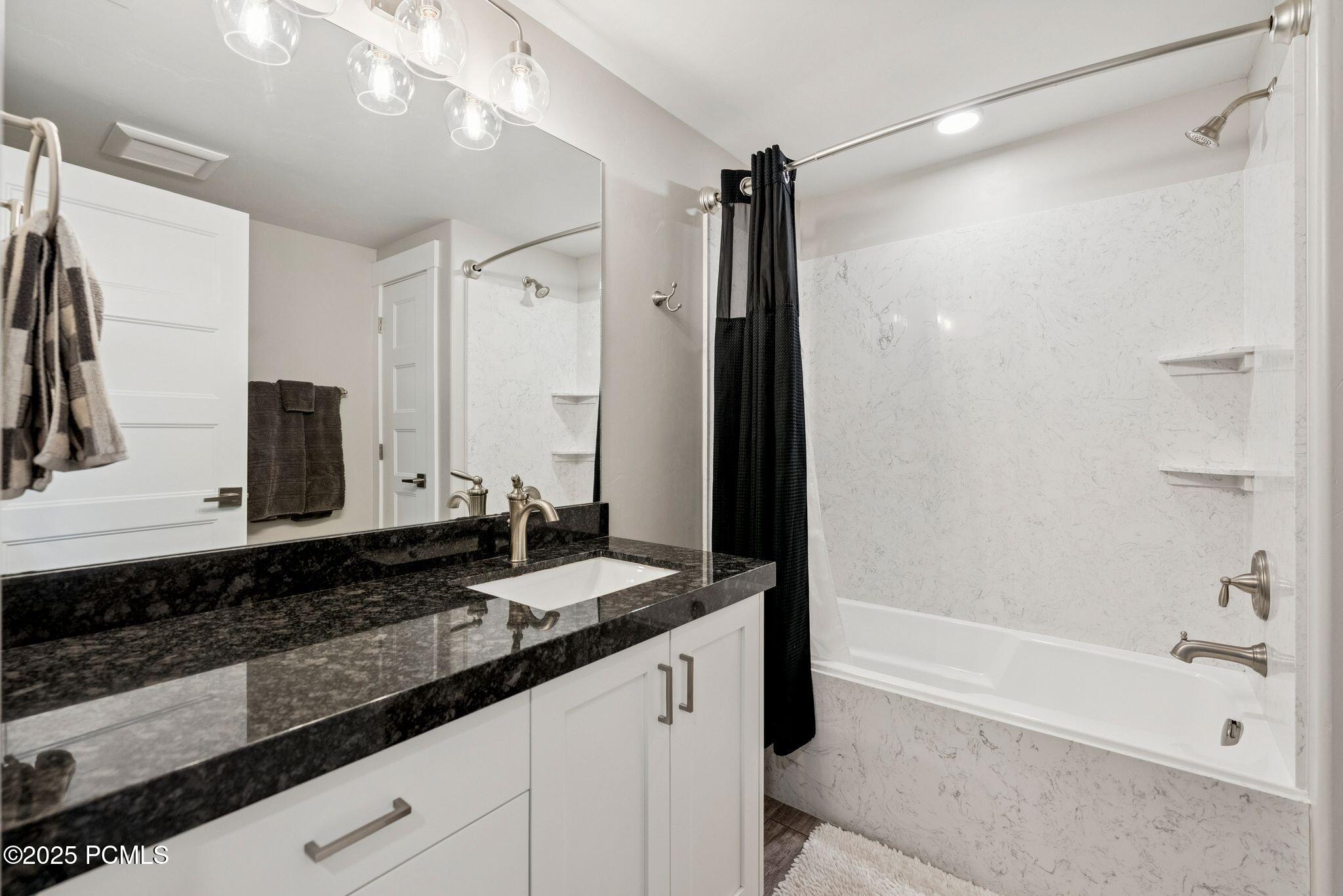 Hideout, Utah 84036, United States, 3 Bedrooms Bedrooms, ,3 BathroomsBathrooms,Residential,Active,160366