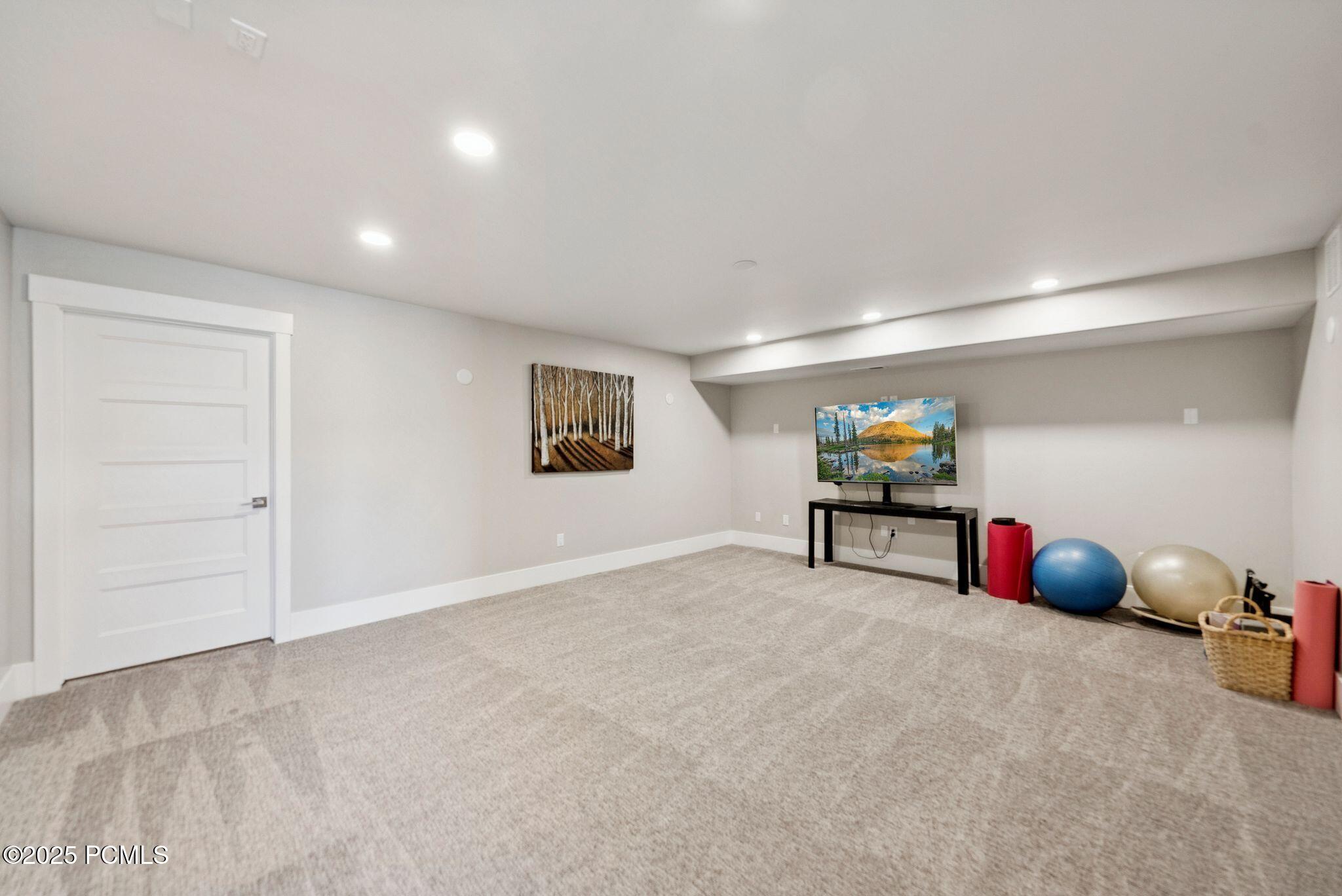 Hideout, Utah 84036, United States, 3 Bedrooms Bedrooms, ,3 BathroomsBathrooms,Residential,Active,160366