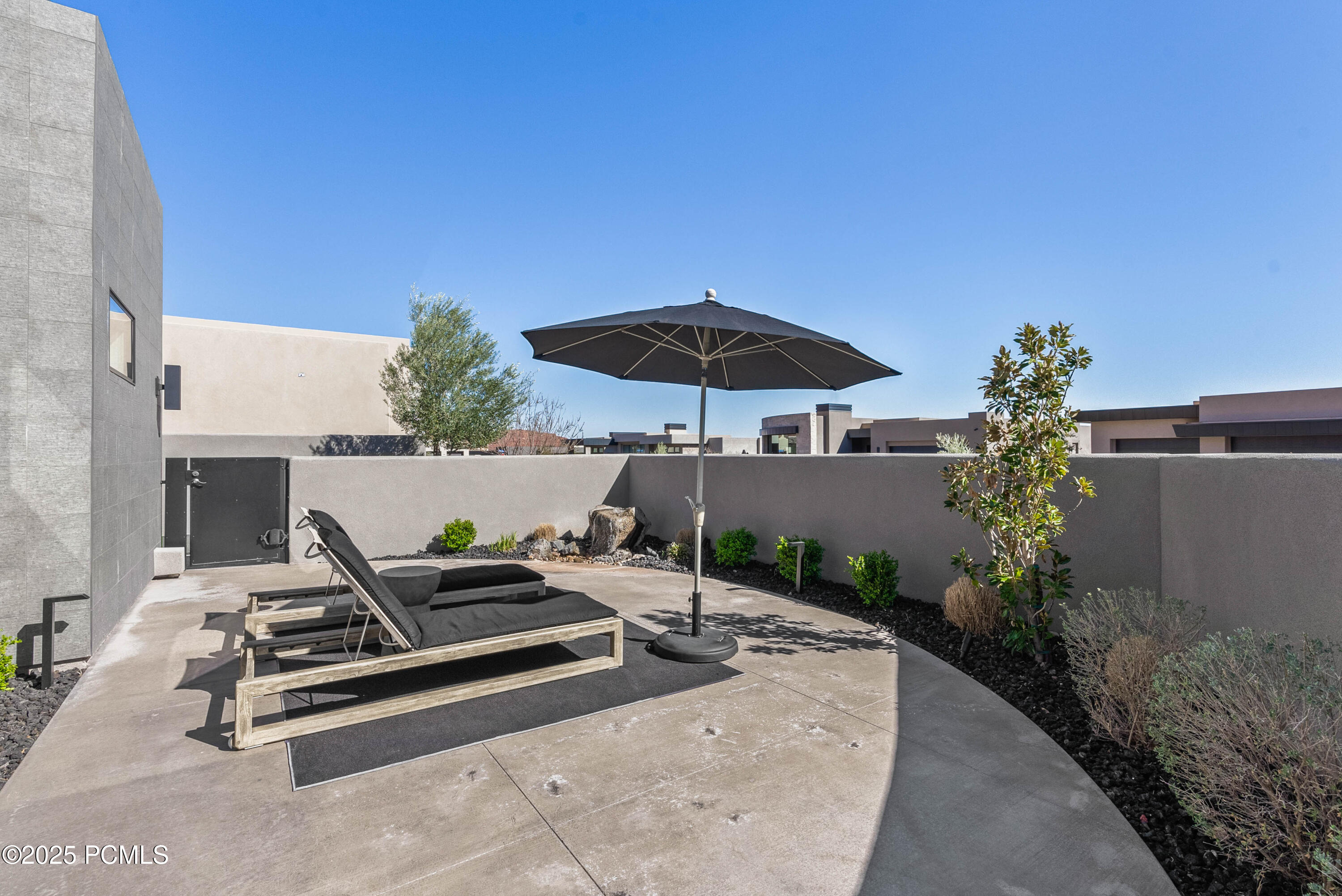 675 E South Wall Circle, Ivins, Utah image 4