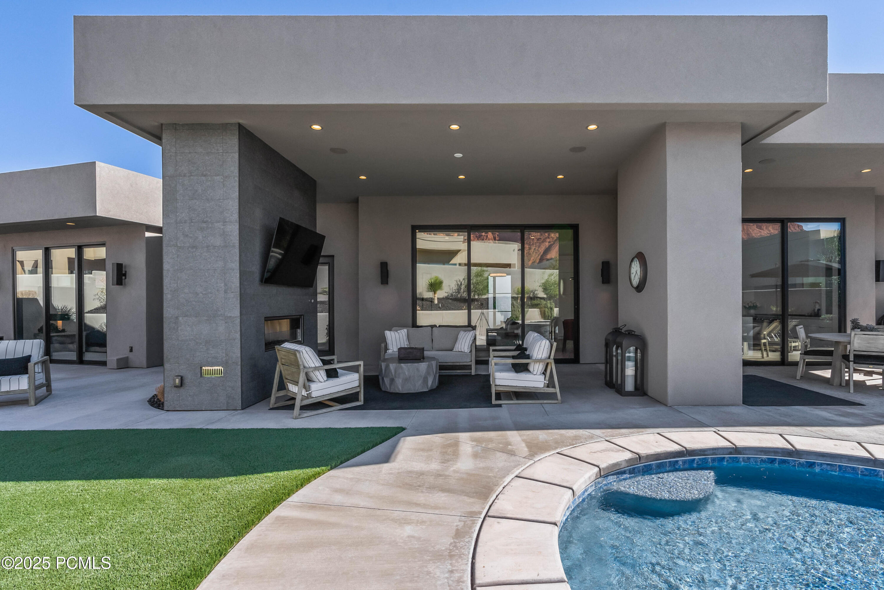 675 E South Wall Circle, Ivins, Utah image 37
