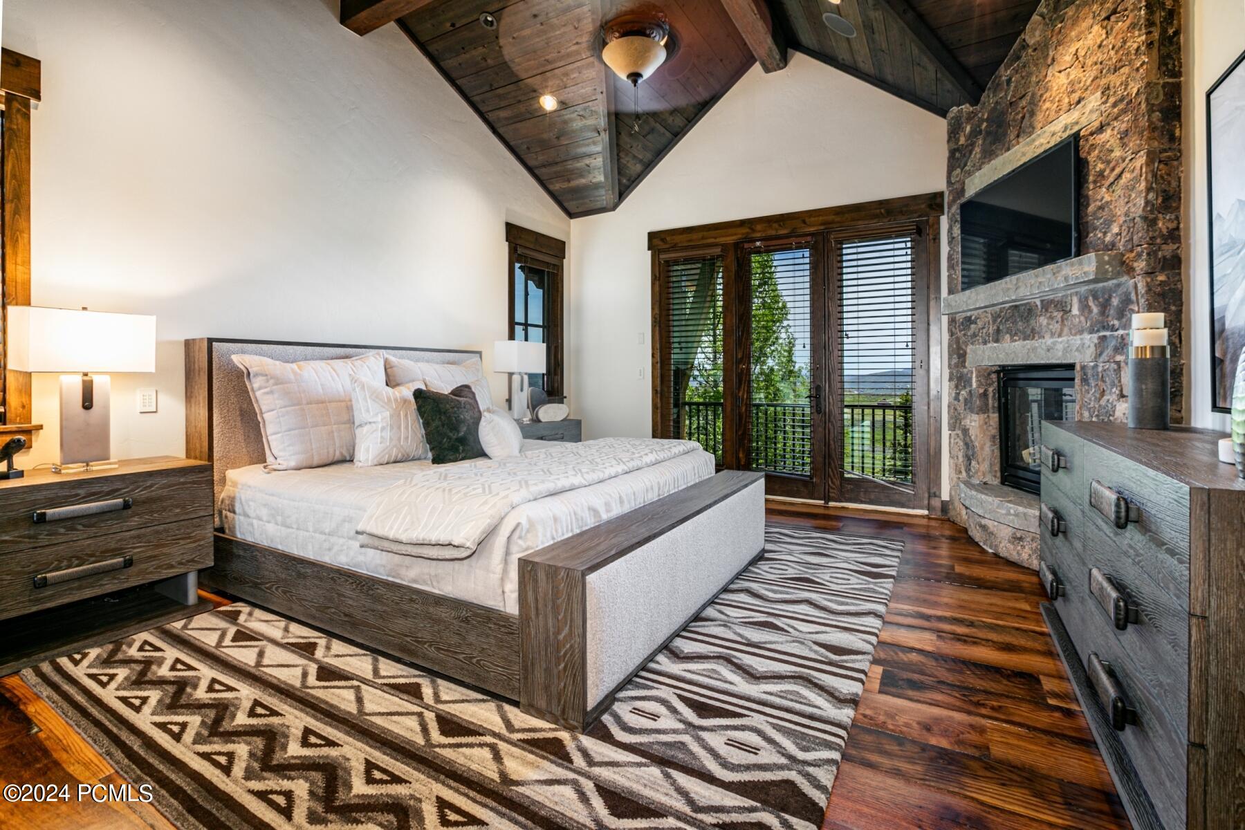 Park City, Utah 84098, United States, 5 Bedrooms Bedrooms, ,7 BathroomsBathrooms,Residential,Pending,55774