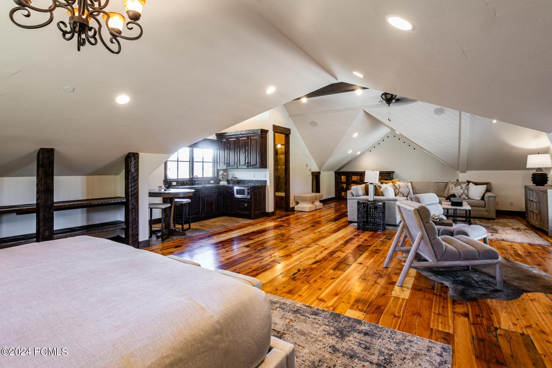 Park City, Utah 84098, United States, 5 Bedrooms Bedrooms, ,7 BathroomsBathrooms,Residential,Pending,55774