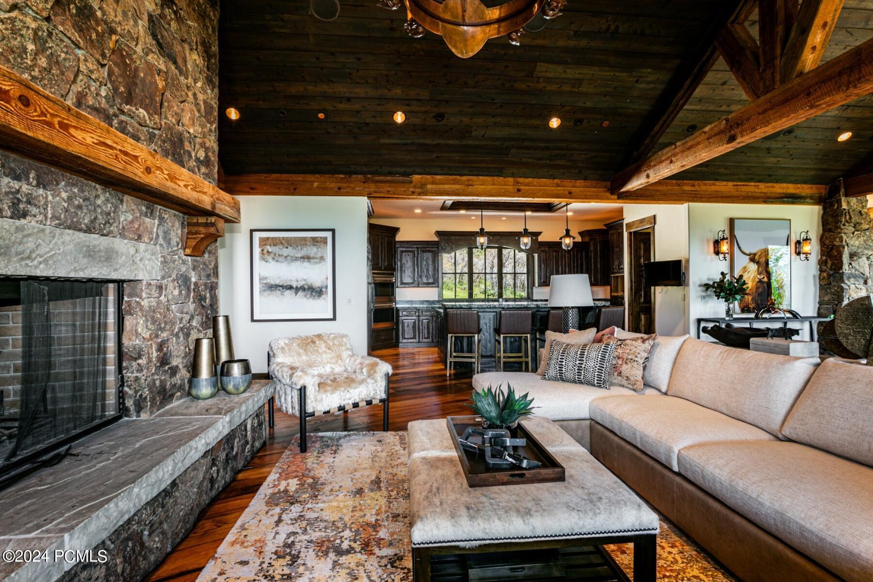 Park City, Utah 84098, United States, 5 Bedrooms Bedrooms, ,7 BathroomsBathrooms,Residential,Pending,55774