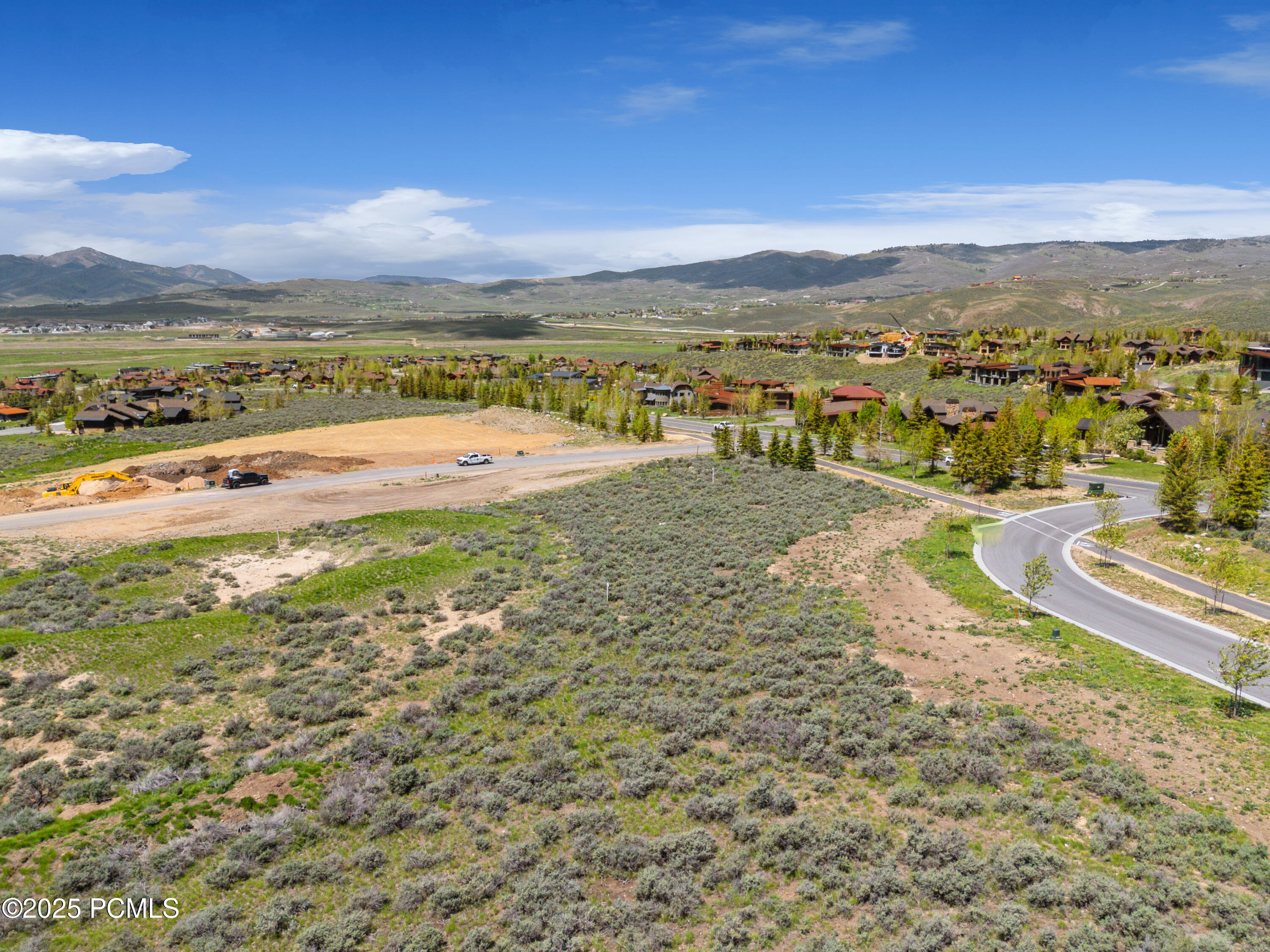 Park City, Utah 84098, United States, 4 Bedrooms Bedrooms, ,5 BathroomsBathrooms,Residential,Pending,242480