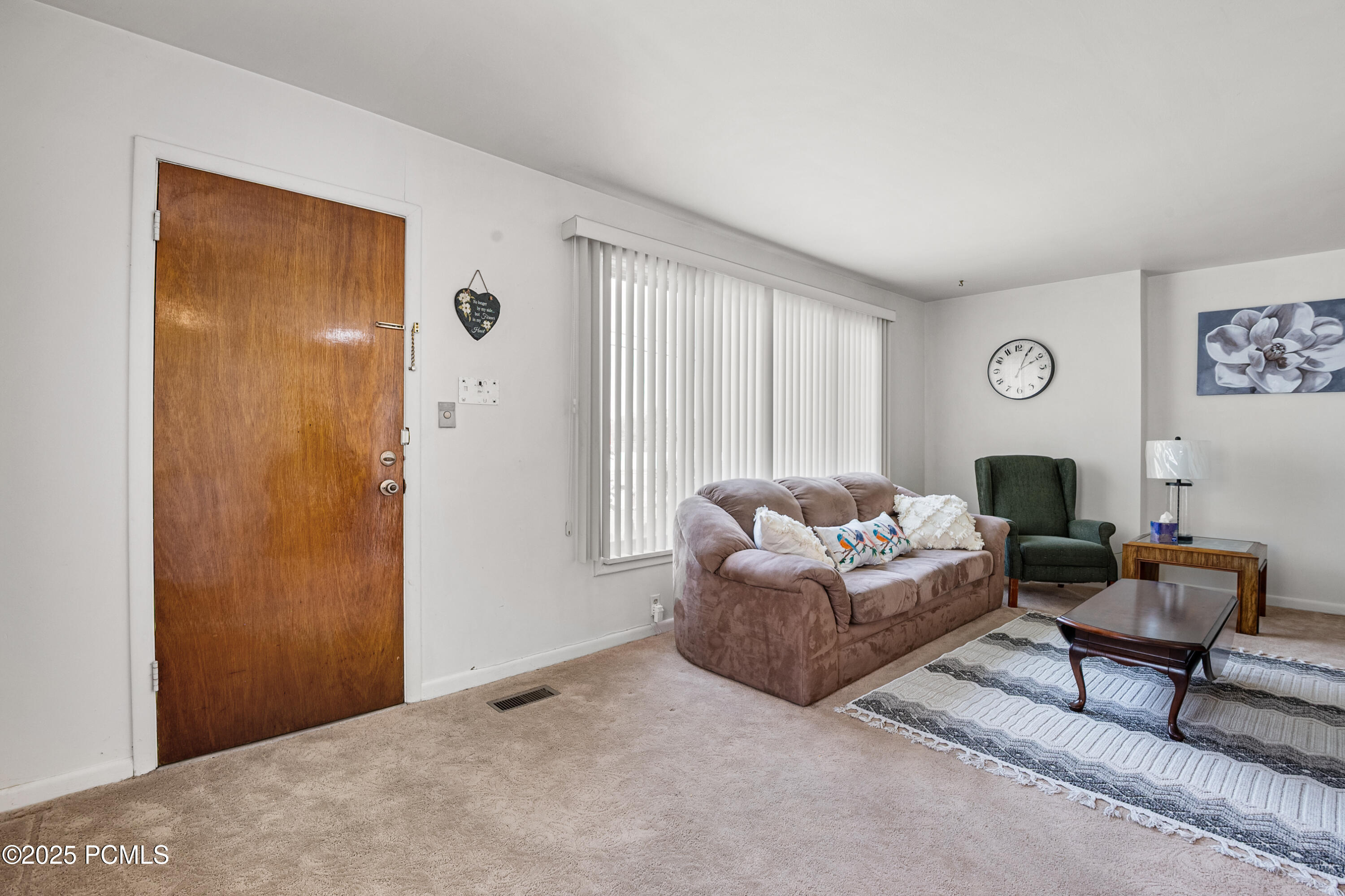 6987 S 3500, West Valley City, Utah image 6