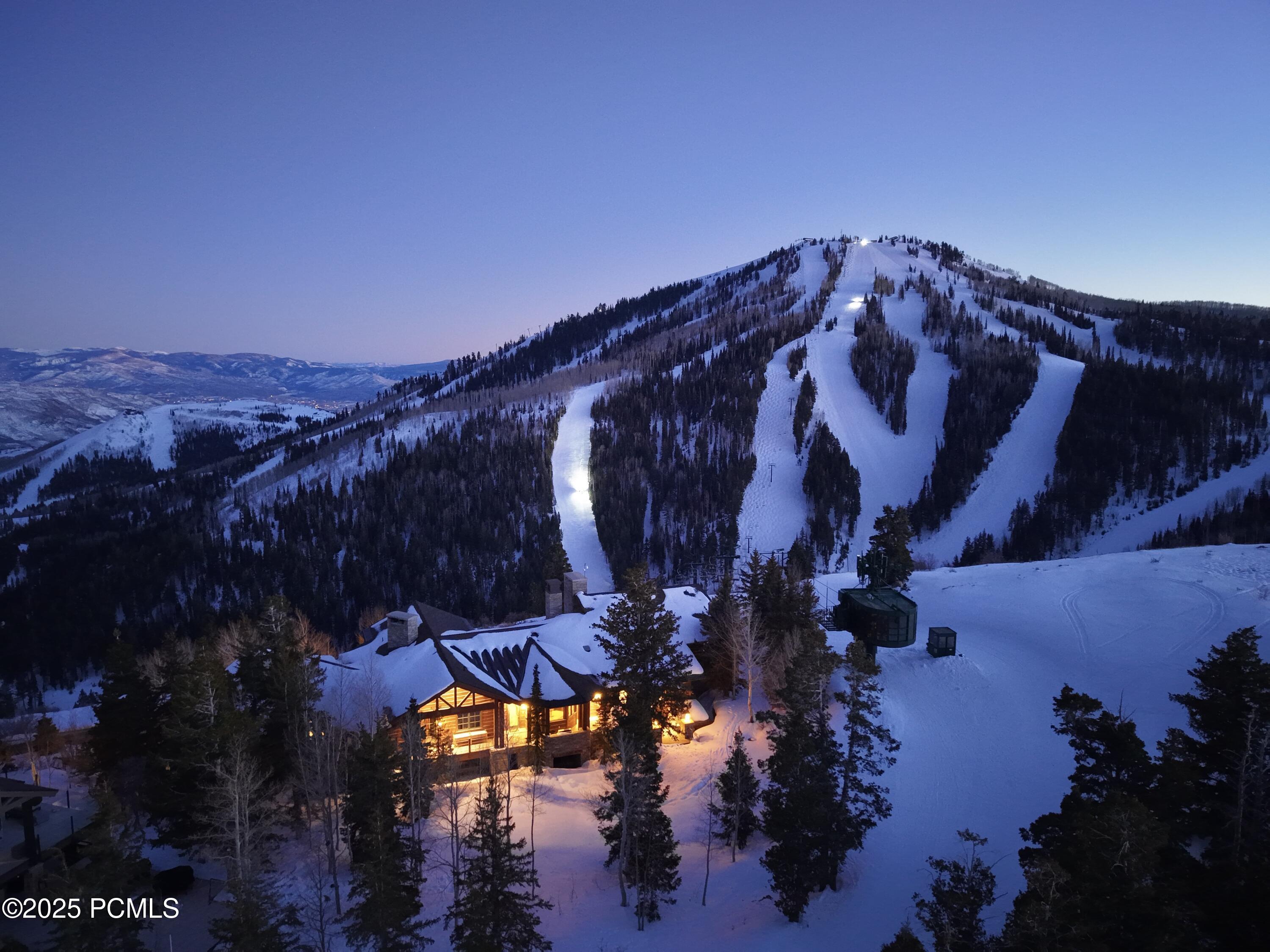 Park City, Utah 84060, United States, 8 Bedrooms Bedrooms, ,13 BathroomsBathrooms,Residential,Active,36944