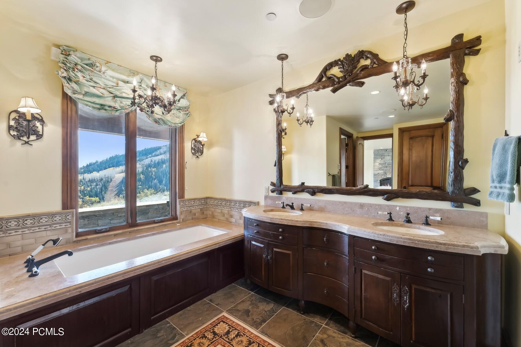 Park City, Utah 84060, United States, 8 Bedrooms Bedrooms, ,13 BathroomsBathrooms,Residential,Active,36944