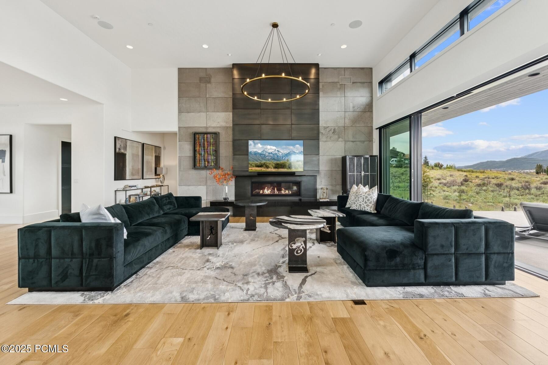 Park City, Utah 84098, United States, 5 Bedrooms Bedrooms, ,8 BathroomsBathrooms,Residential,Active,88416