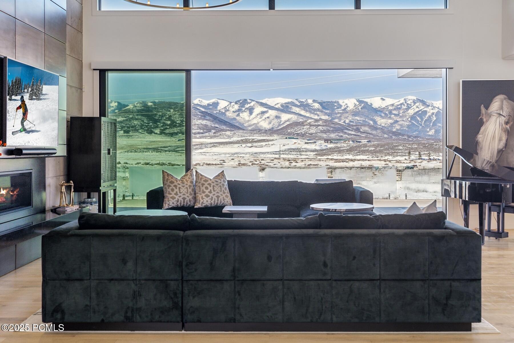 Park City, Utah 84098, United States, 5 Bedrooms Bedrooms, ,8 BathroomsBathrooms,Residential,Active,88416