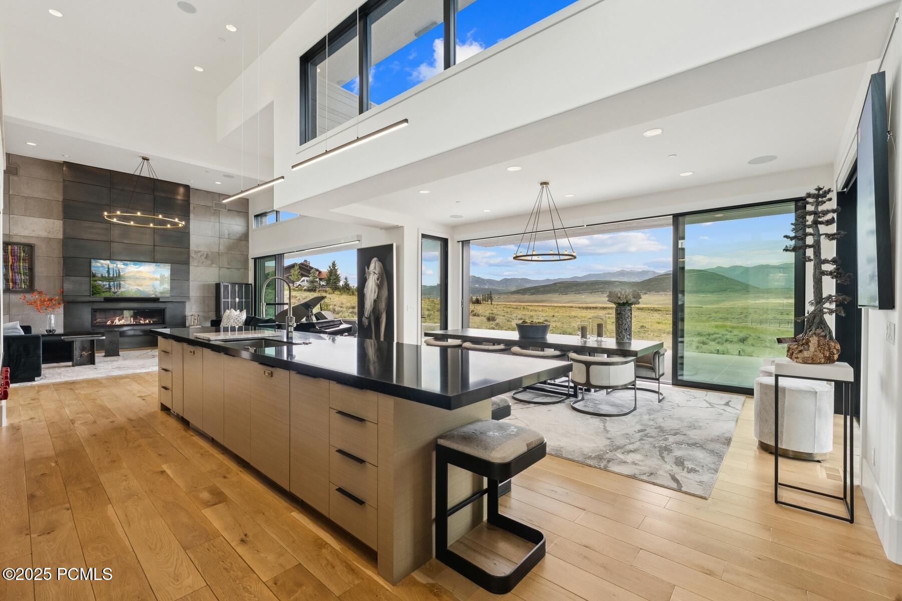 Park City, Utah 84098, United States, 5 Bedrooms Bedrooms, ,8 BathroomsBathrooms,Residential,Active,88416