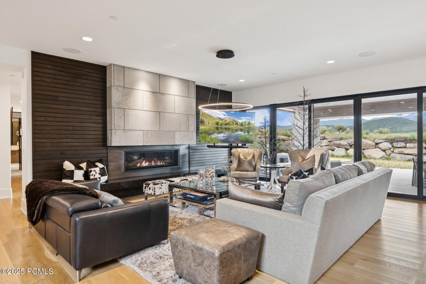 Park City, Utah 84098, United States, 5 Bedrooms Bedrooms, ,8 BathroomsBathrooms,Residential,Active,88416