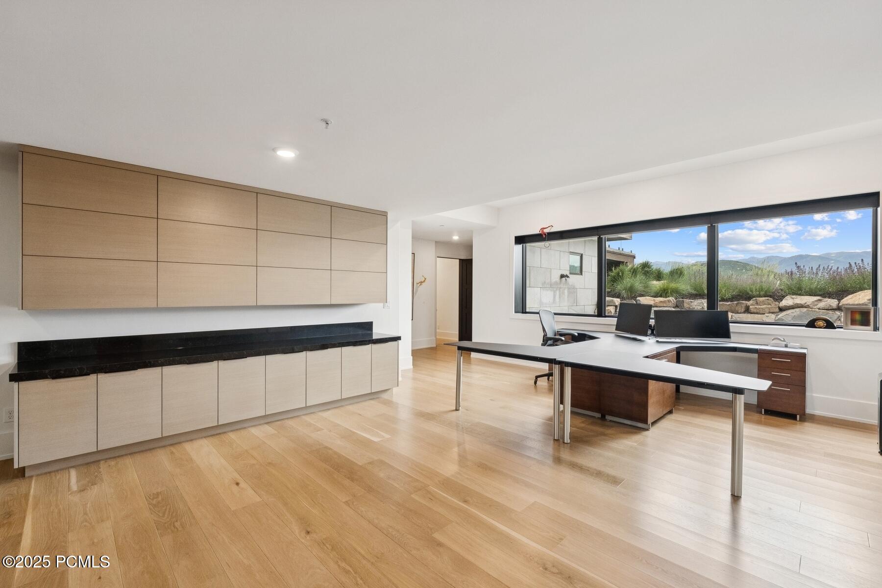 Park City, Utah 84098, United States, 5 Bedrooms Bedrooms, ,8 BathroomsBathrooms,Residential,Active,88416