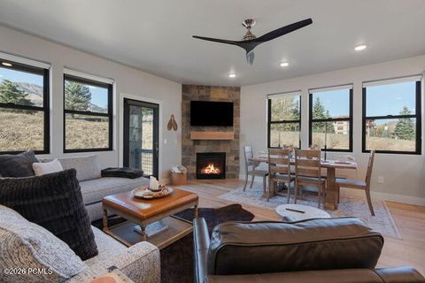 Condo For Sale - 1166 W Helling Circle #4-102<br/> Wasatch County, Heber City, UT 84032