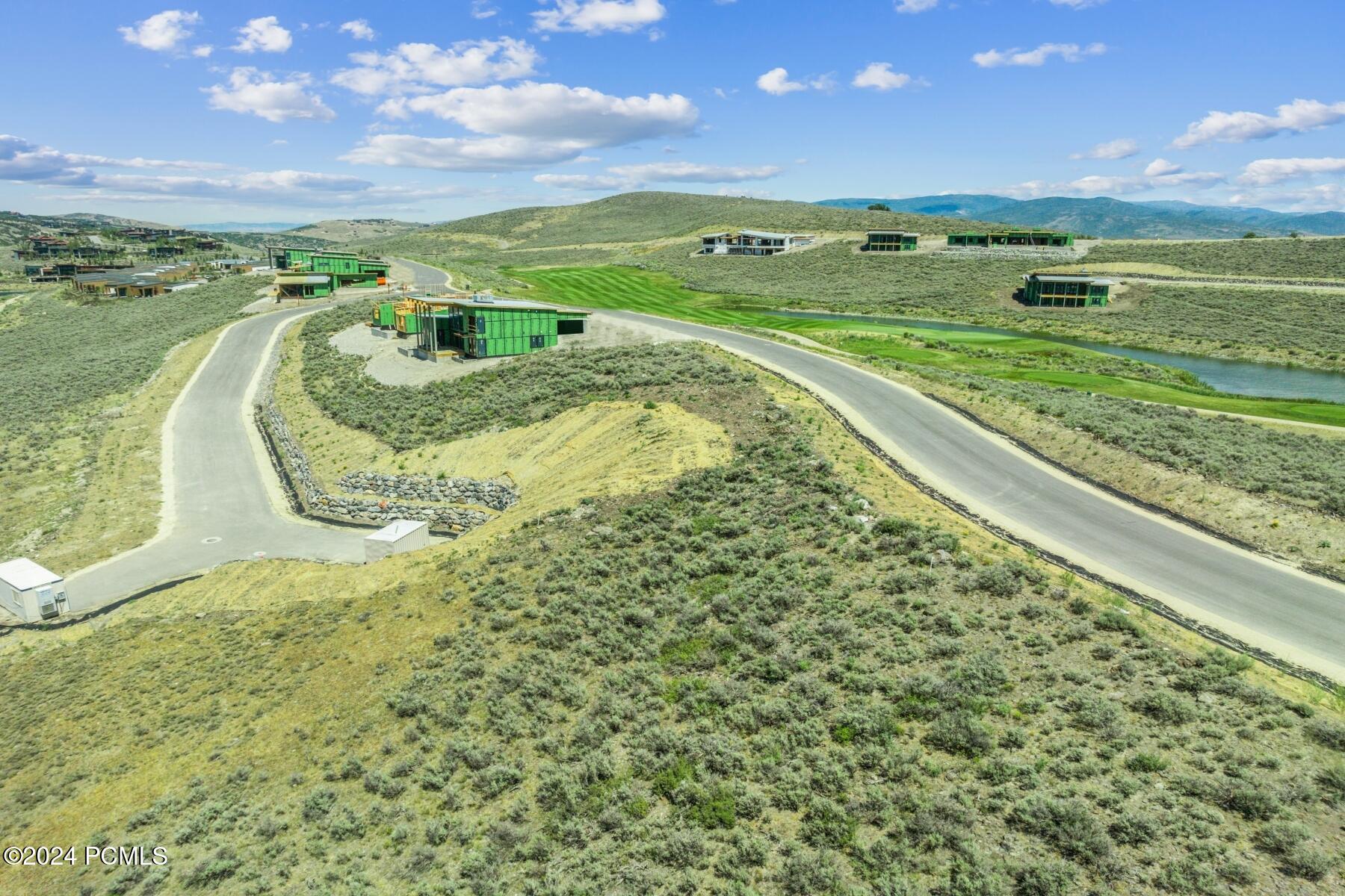 Park City, Utah 84098, United States, 4 Bedrooms Bedrooms, ,4 BathroomsBathrooms,Residential,Pending,47570