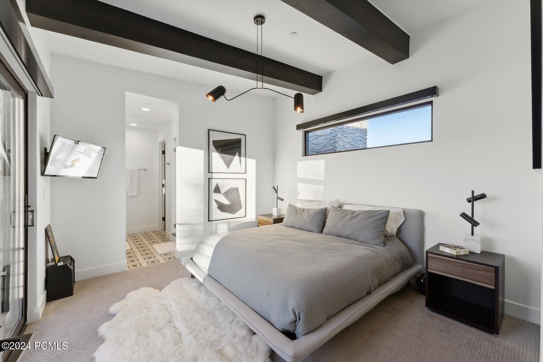 Park City, Utah 84098, United States, 3 Bedrooms Bedrooms, ,4 BathroomsBathrooms,Residential,Active,25337