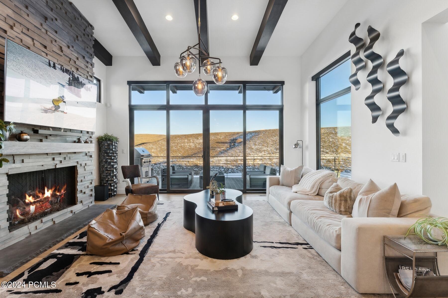 Park City, Utah 84098, United States, 3 Bedrooms Bedrooms, ,4 BathroomsBathrooms,Residential,Active,25337