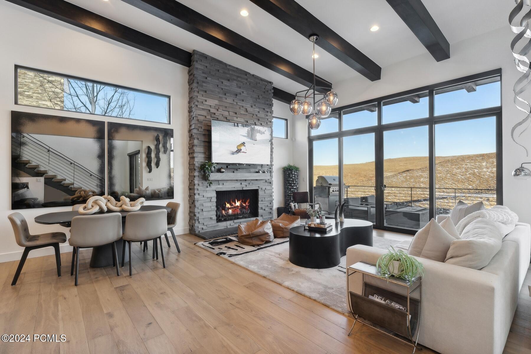 Park City, Utah 84098, United States, 3 Bedrooms Bedrooms, ,4 BathroomsBathrooms,Residential,Active,25337