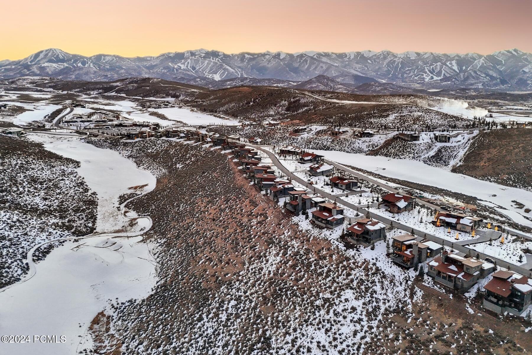 Park City, Utah 84098, United States, 3 Bedrooms Bedrooms, ,4 BathroomsBathrooms,Residential,Active,25337