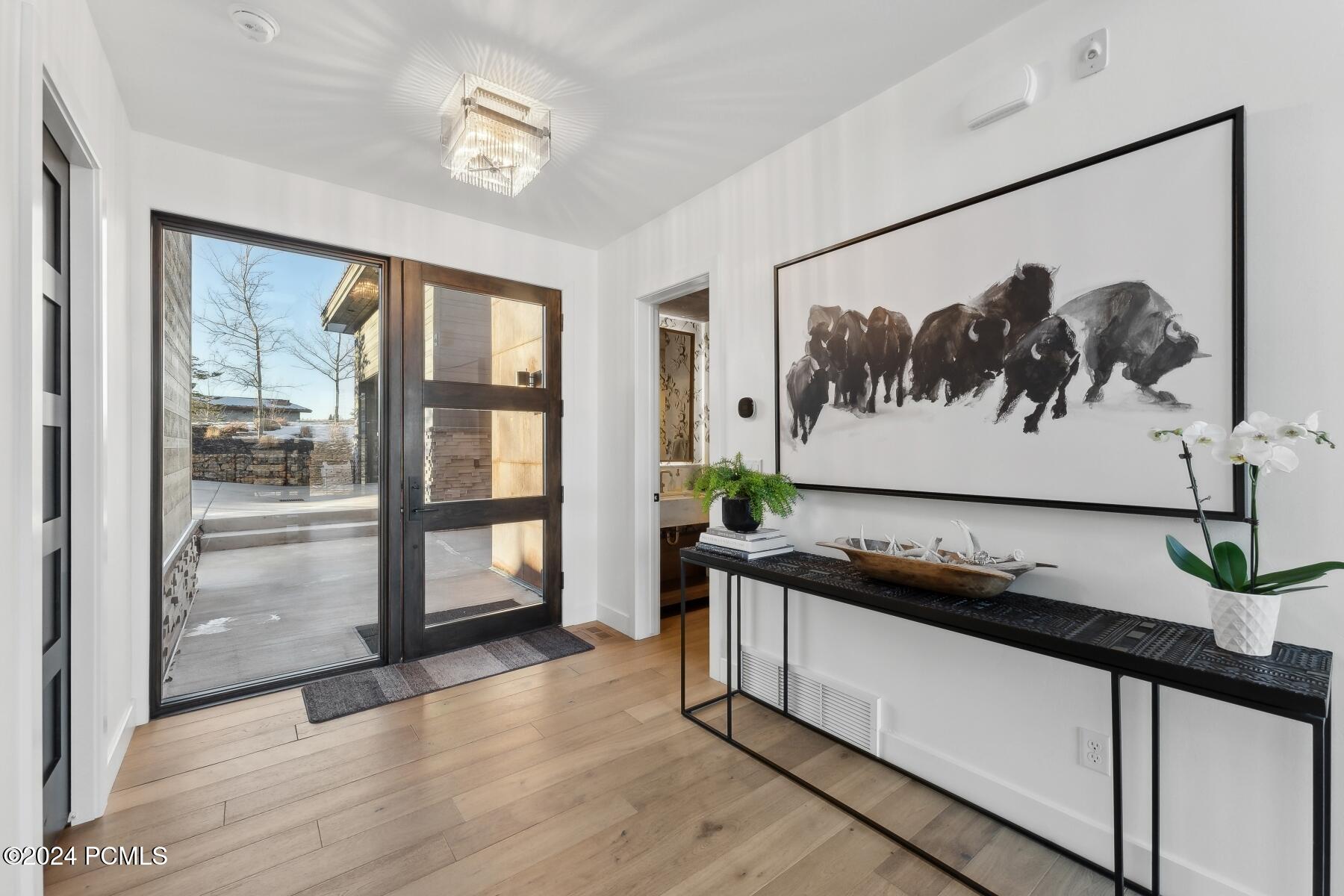 Park City, Utah 84098, United States, 3 Bedrooms Bedrooms, ,4 BathroomsBathrooms,Residential,Active,25337