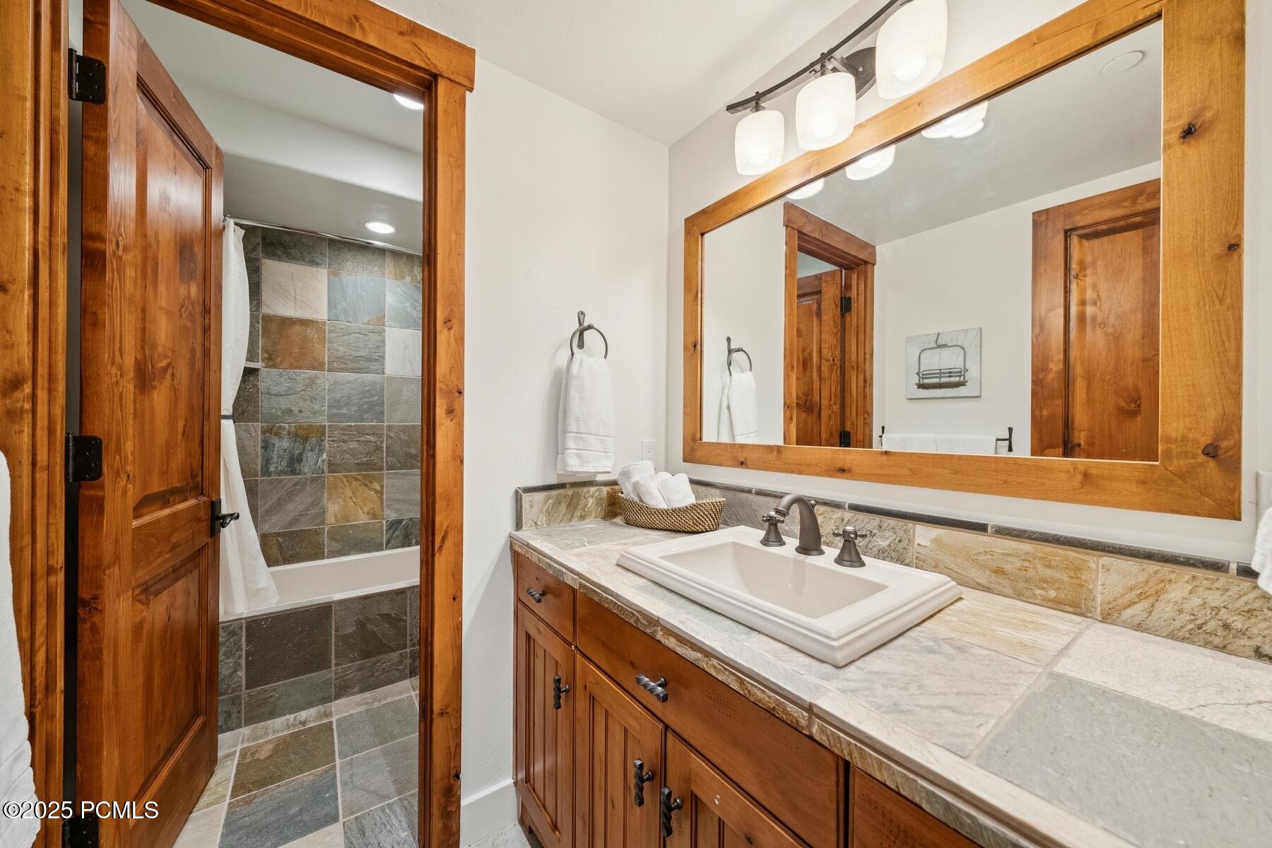 Park City, Utah 84098, United States, 4 Bedrooms Bedrooms, ,6 BathroomsBathrooms,Residential,Active,170857