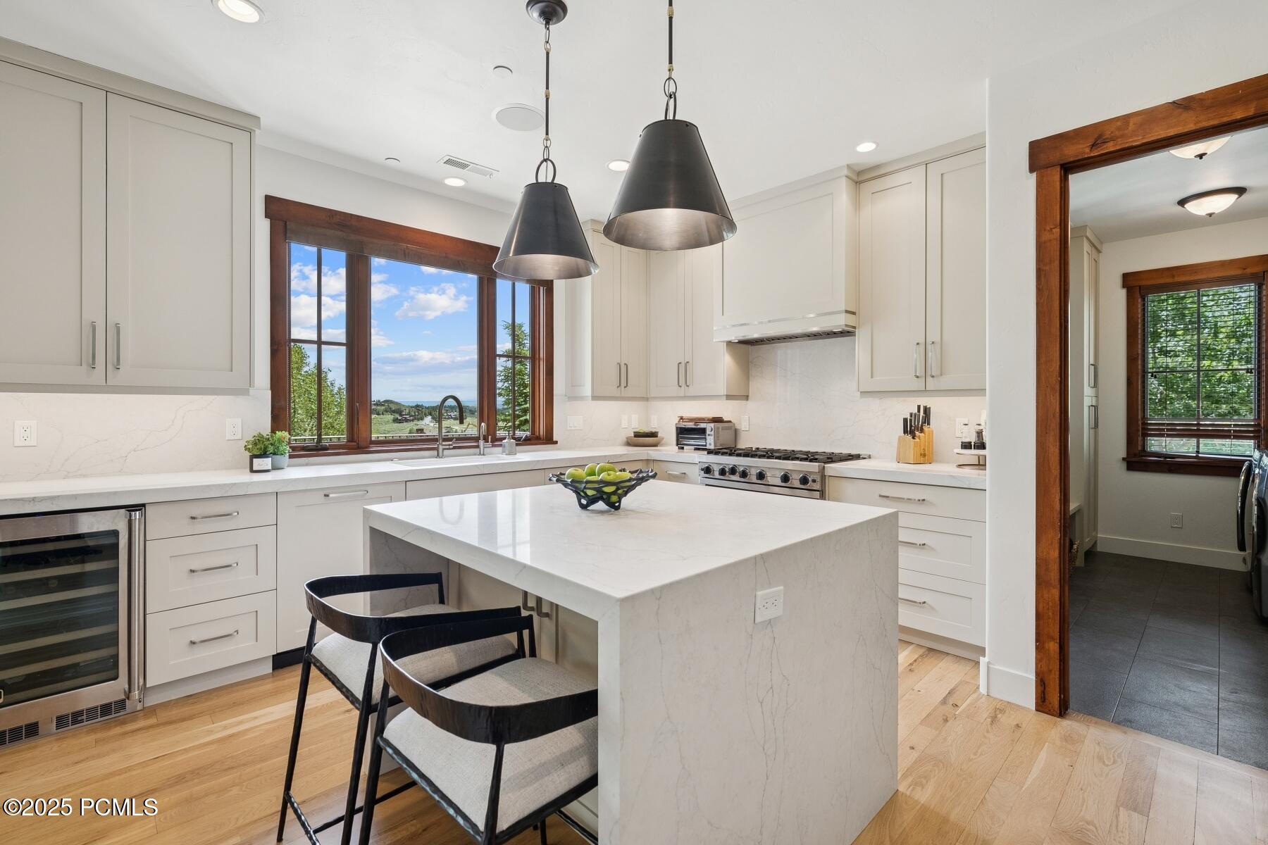 Park City, Utah 84098, United States, 4 Bedrooms Bedrooms, ,6 BathroomsBathrooms,Residential,Active,170857