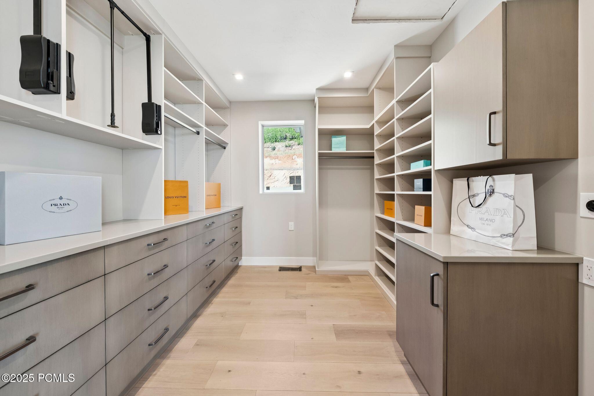 Hideout, Utah 84036, United States, 6 Bedrooms Bedrooms, ,8 BathroomsBathrooms,Residential,Active,50741