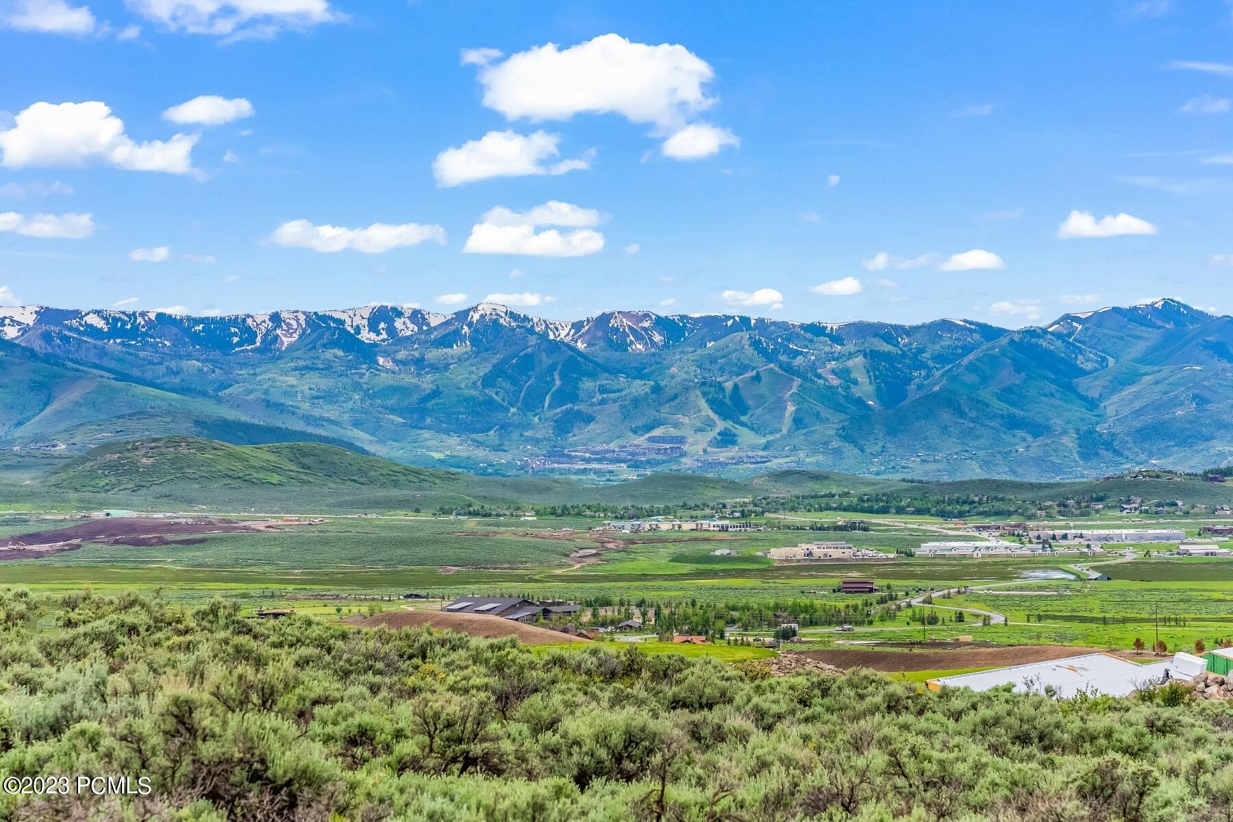 Park City, Utah 84098, United States, 5 Bedrooms Bedrooms, ,7 BathroomsBathrooms,Residential,Pending,71598