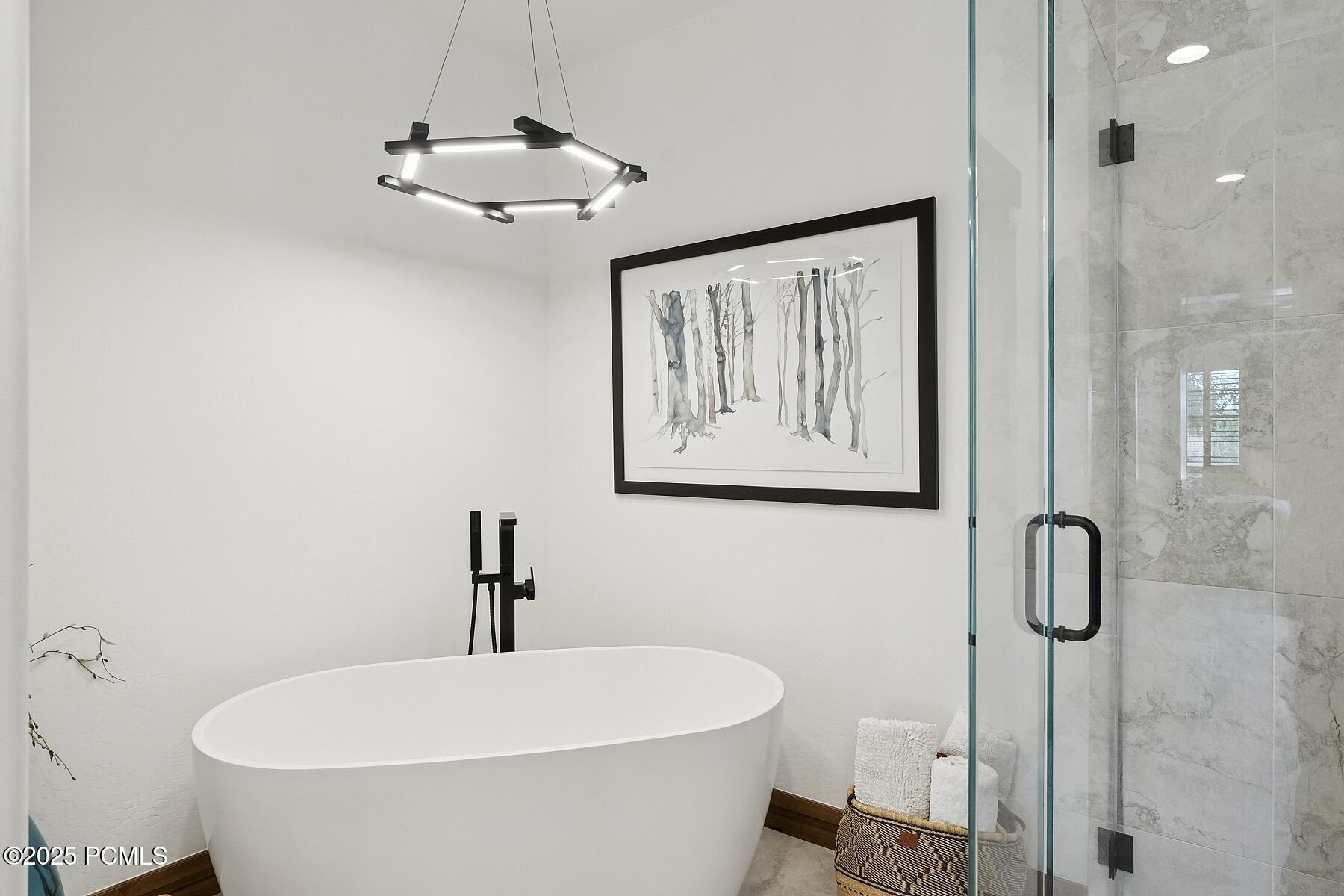 Kamas, Utah 84036, United States, 4 Bedrooms Bedrooms, ,4 BathroomsBathrooms,Residential,Pending,153143