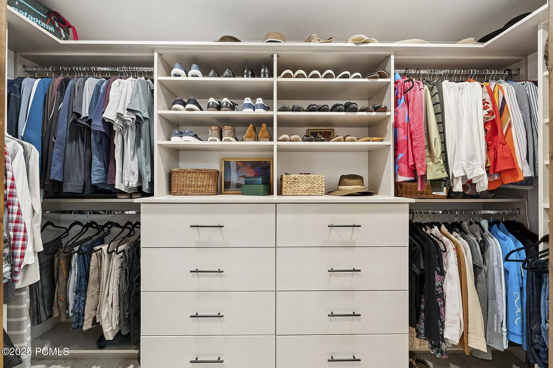 Kamas, Utah 84036, United States, 4 Bedrooms Bedrooms, ,4 BathroomsBathrooms,Residential,Pending,153143