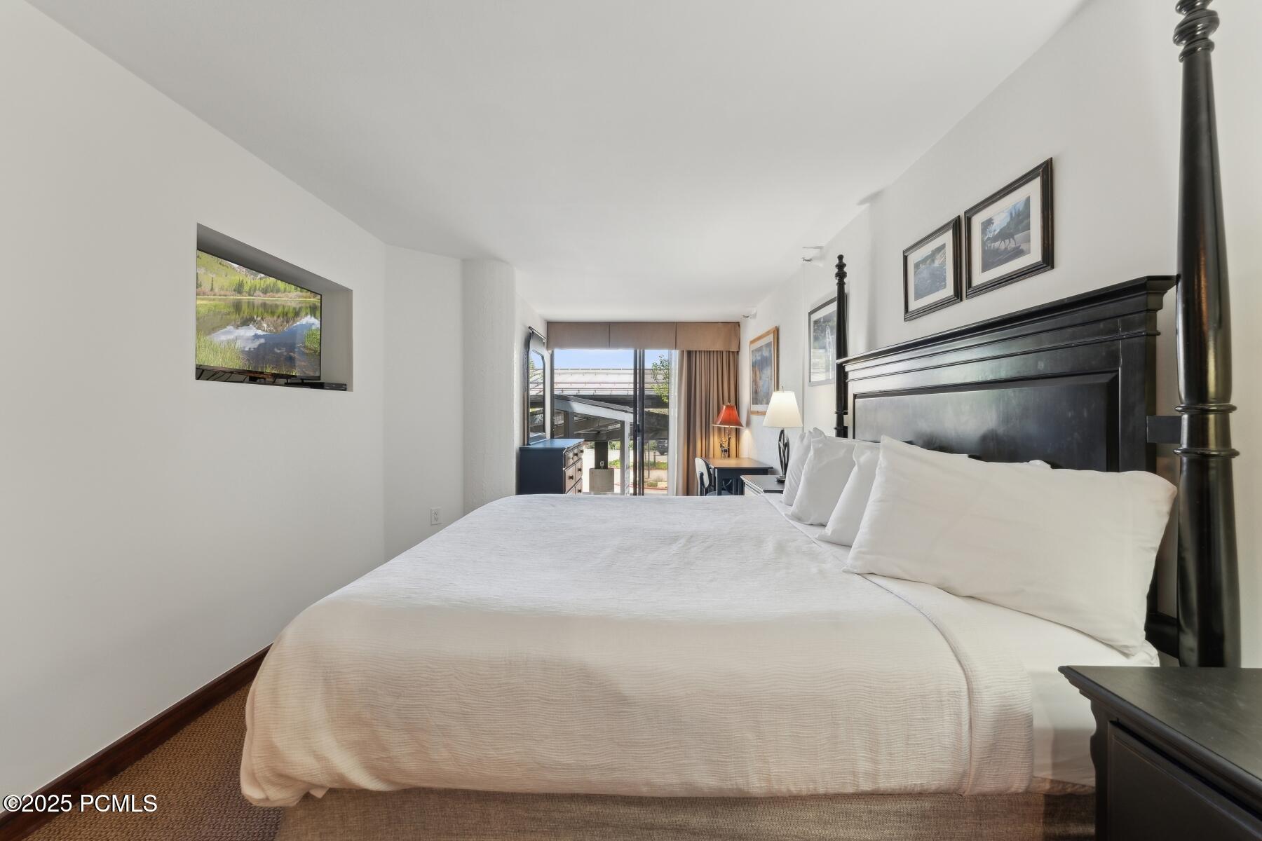 Park City, Utah 84060, United States, 1 Bedroom Bedrooms, ,2 BathroomsBathrooms,Residential,Active,134619