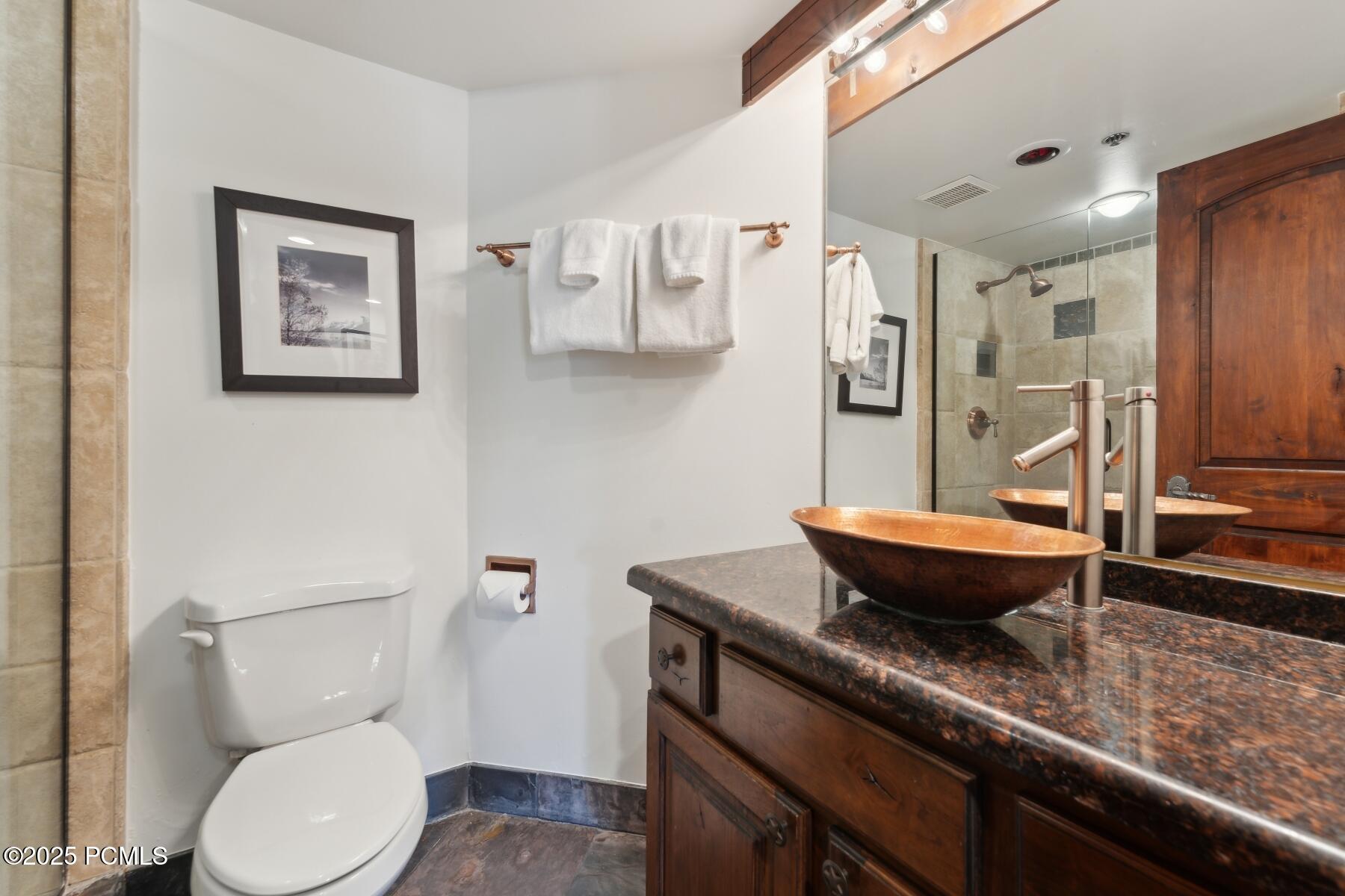 Park City, Utah 84060, United States, 1 Bedroom Bedrooms, ,2 BathroomsBathrooms,Residential,Active,134619