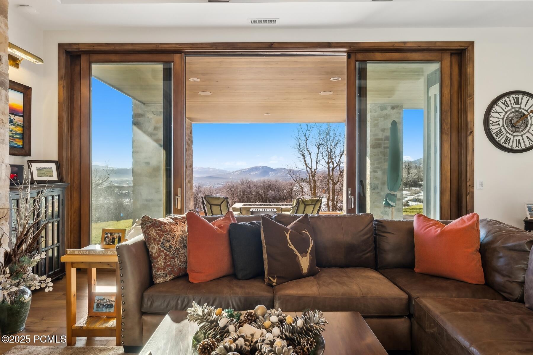 Park City, Utah 84098, United States, 5 Bedrooms Bedrooms, ,7 BathroomsBathrooms,Residential,Active,154144