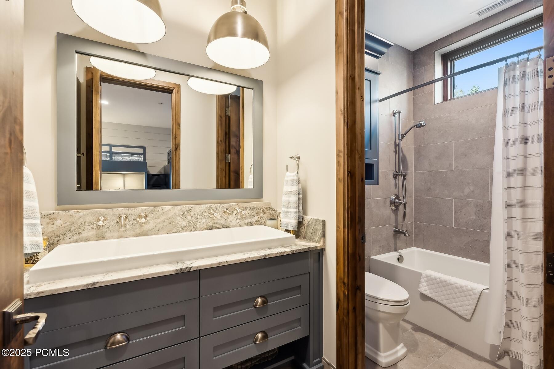 Park City, Utah 84098, United States, 5 Bedrooms Bedrooms, ,7 BathroomsBathrooms,Residential,Active,154144