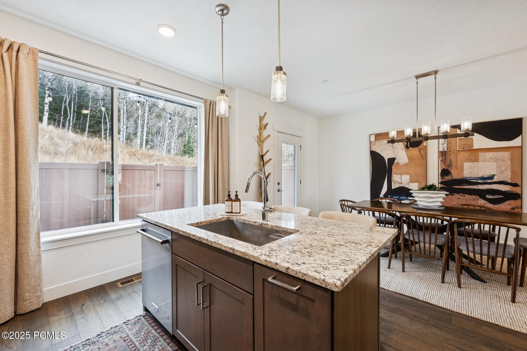 Park City, Utah 84098, United States, 3 Bedrooms Bedrooms, ,3 BathroomsBathrooms,Residential,Active,243838