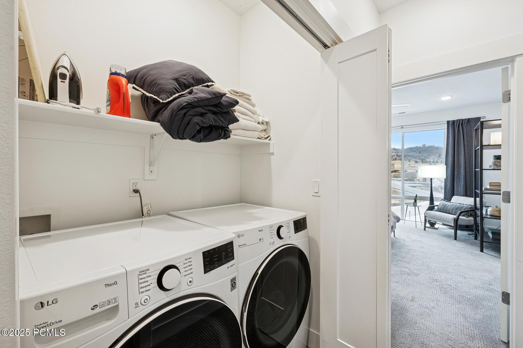 Park City, Utah 84098, United States, 3 Bedrooms Bedrooms, ,3 BathroomsBathrooms,Residential,Active,243838